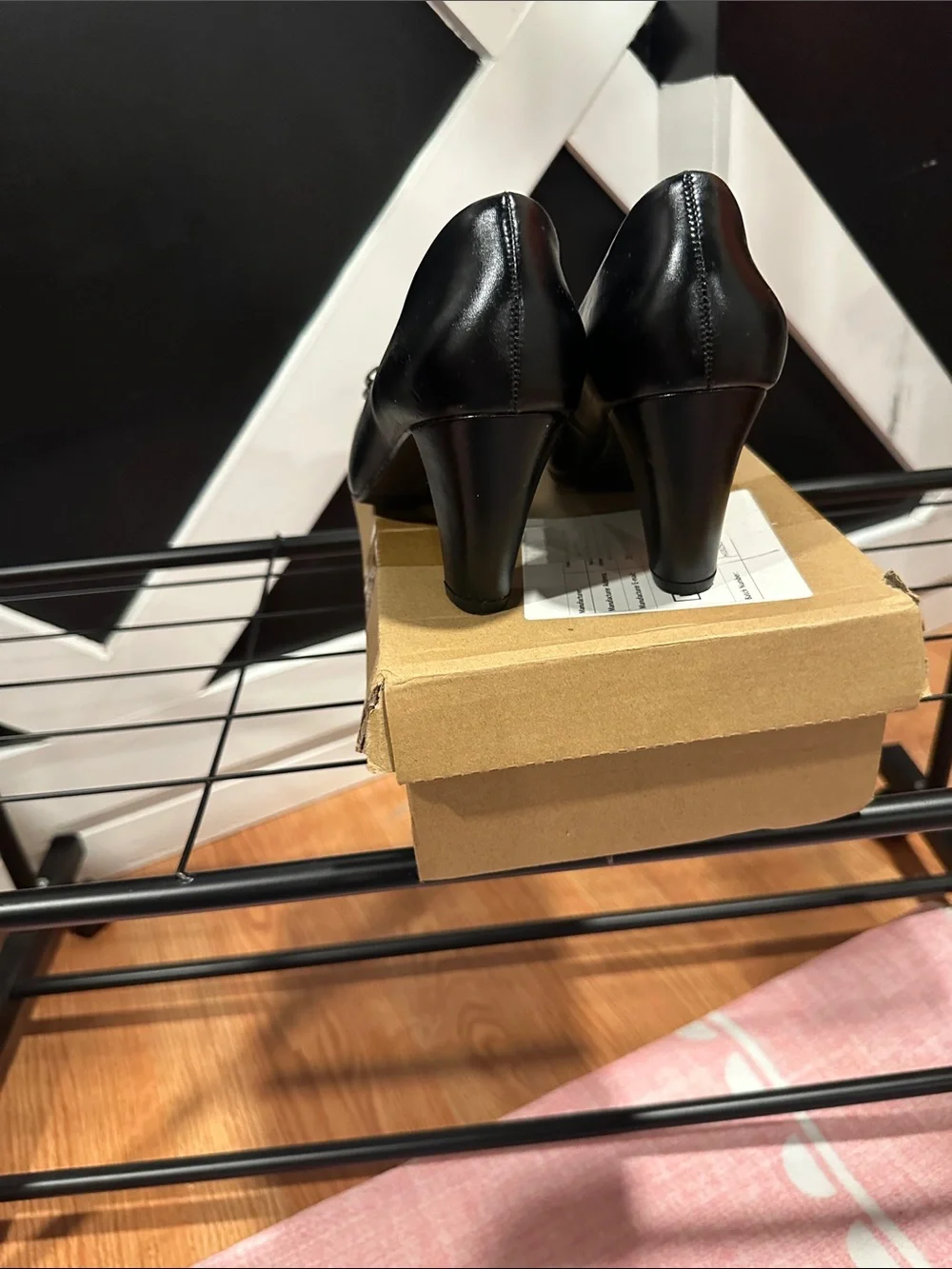 H&M Black Pointed Toe Flats with Bow Accent